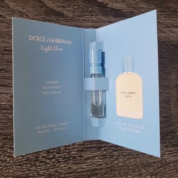 FREE Dolce & Gabbana Light Blue Eau de Toilette - Picture 2 of 3